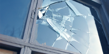 window repair Chicago by United Windows Repair - problems that we can help with - Breakage