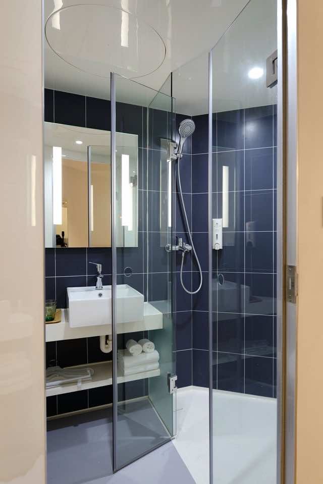 shower glass repair & replacement Chicago and near areas